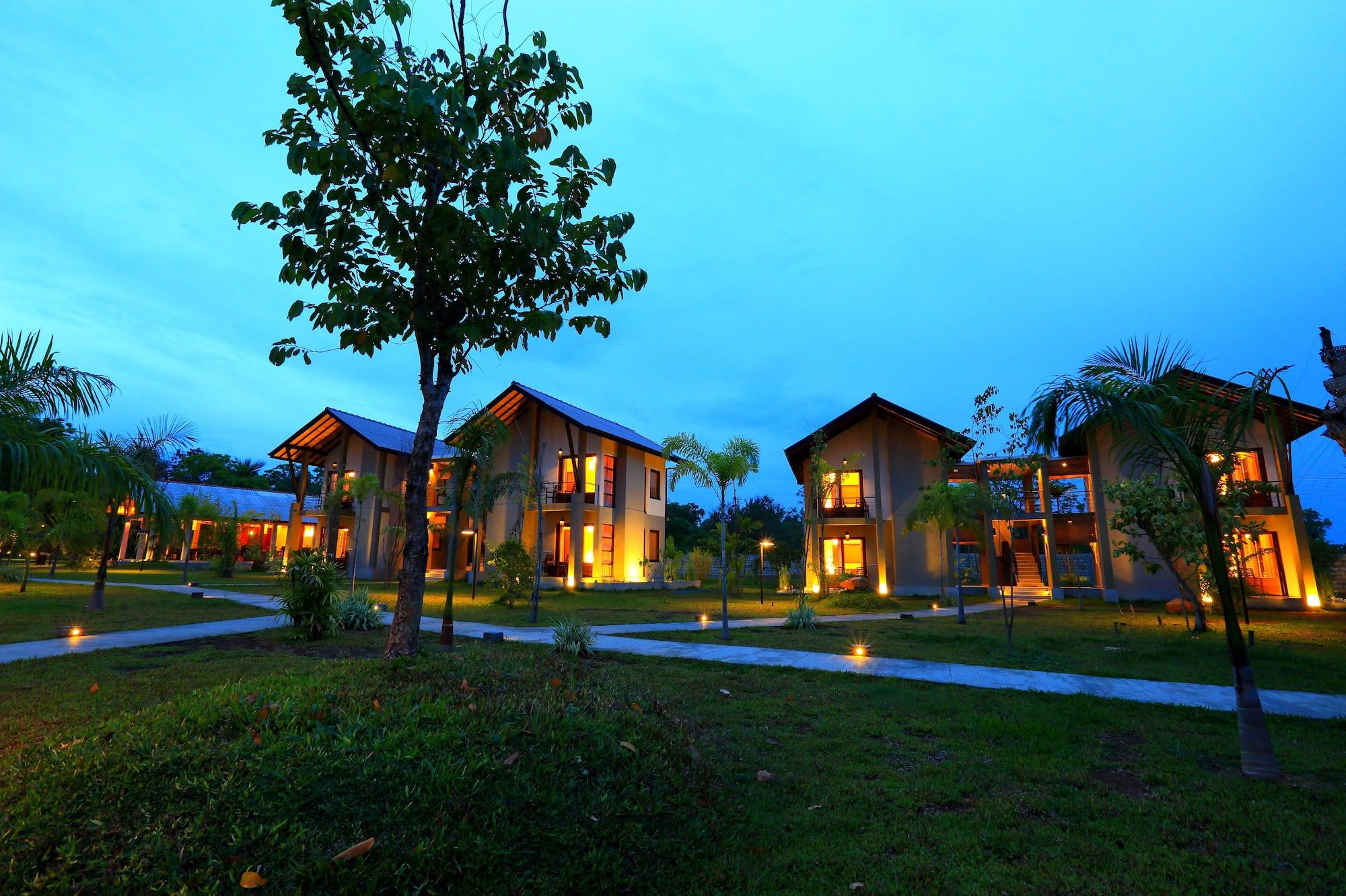 Chaarya Resort&Spa by Chandrika Tissamaharama Bagian luar foto